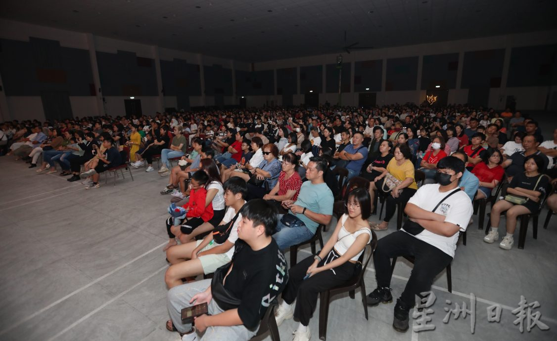 （已签发）柔：**可版头**至达城宽中节令鼓首场公演   千人共同见证传承演出