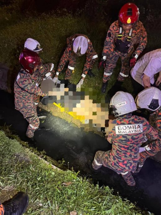 (已签发)柔:摩托车突失控翻覆 后座19岁少女飞坠沟渠毙命