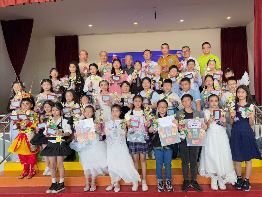 檺林学校首办 31华小参加全麻歌唱赛