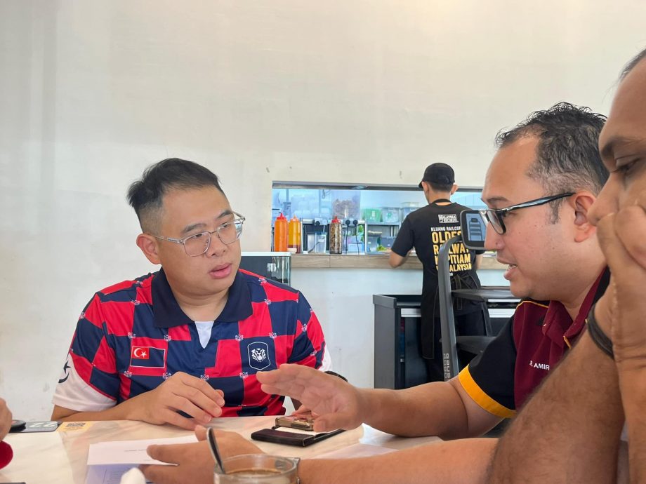 (已签发)柔:永平数地现骨痛热症感染群 林添顺会见峇卫生局寻策