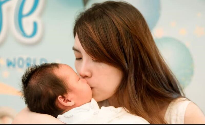 (已签发)柔:狮城二三事:马艺瑄珍惜亲子时光 用爱迎接每一天