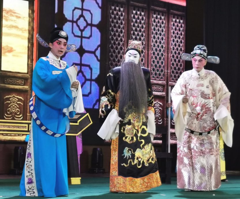 （早报可头）大都会：港马戏曲交流展演《说好中国故事》