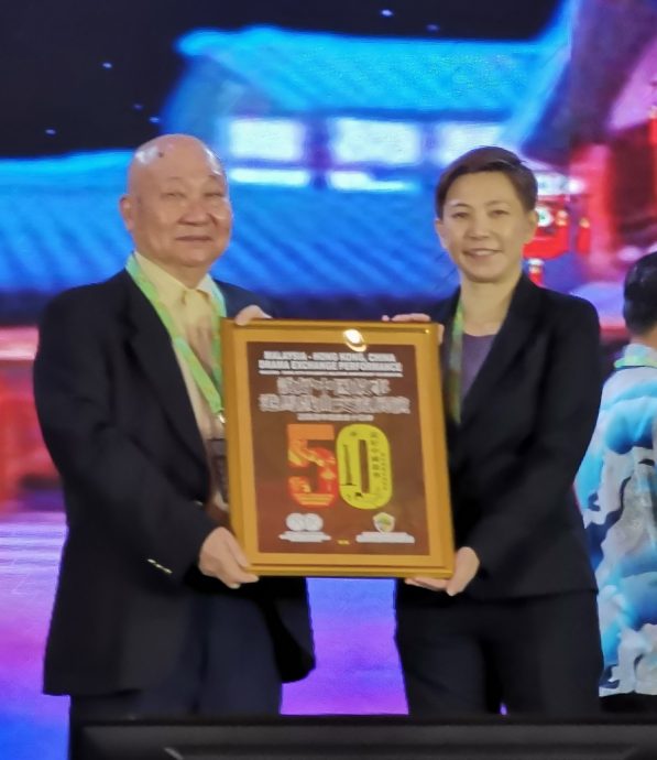 （早报可头）大都会：港马戏曲交流展演《说好中国故事》