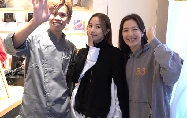 （明8am）唐诗咏面包店正式开张 方力申邓丽欣前后脚到贺