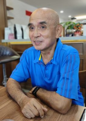 （版3头）大都会／方贵伦协助居民转换永久地契／2图