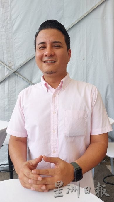 比萨店订单留辱骂字眼 当局受促展开调查