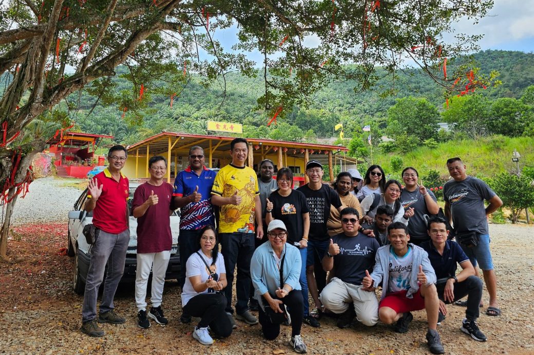 NS主文/金光寺布置许愿树,欢迎民众新年前往拈香打卡