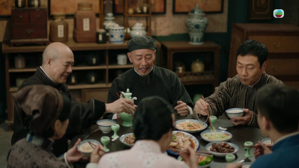 TVB绿叶王杜燕歌宣布离巢 电视城外潇洒打卡“后会有期”