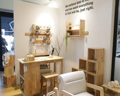 (1月28日见报)从割胶到家具 台马夫妻翻转橡胶木命运