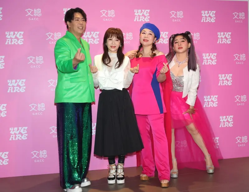 56岁王彩桦舞台重摔　邵大伦：你怎么这么重？