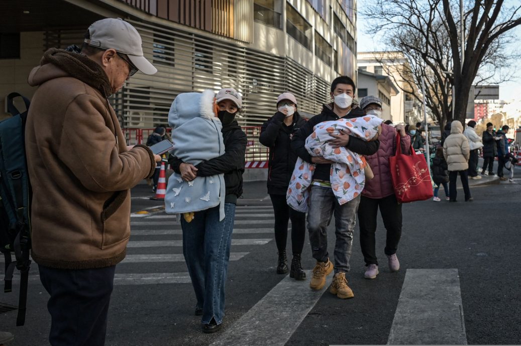 CHINA 驳斥中国出现不明病毒等论调 中国外交部:人偏肺病毒不是新毒株-HEALTH