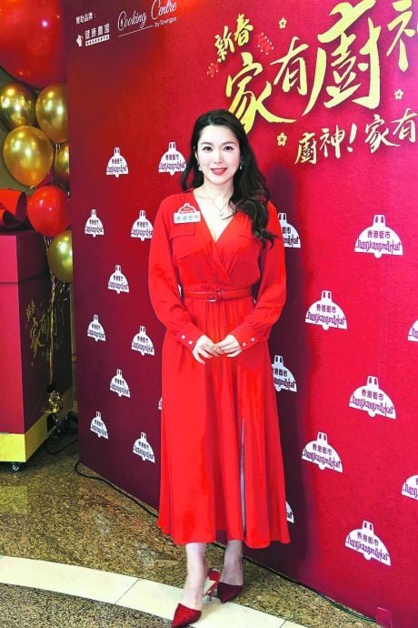 “有些事还不能说” 苟芸慧默认离婚