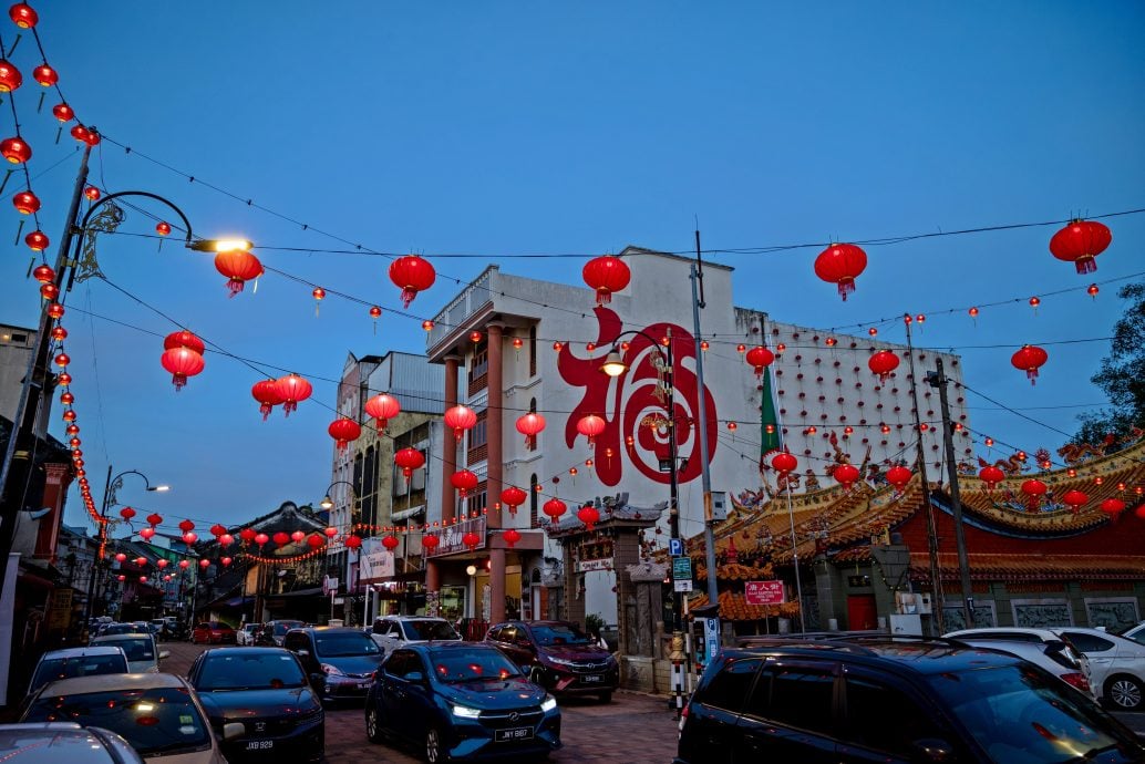 东:“同舟共济,风雨同路”2025年全登华校新春亮灯义卖会将于本周五(1月10日)隆重举行!