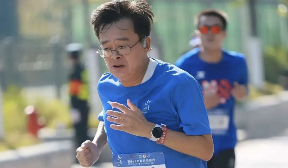  中国“跑最快的市长”被查落马   曾多次参加全马 为留美博士高材 