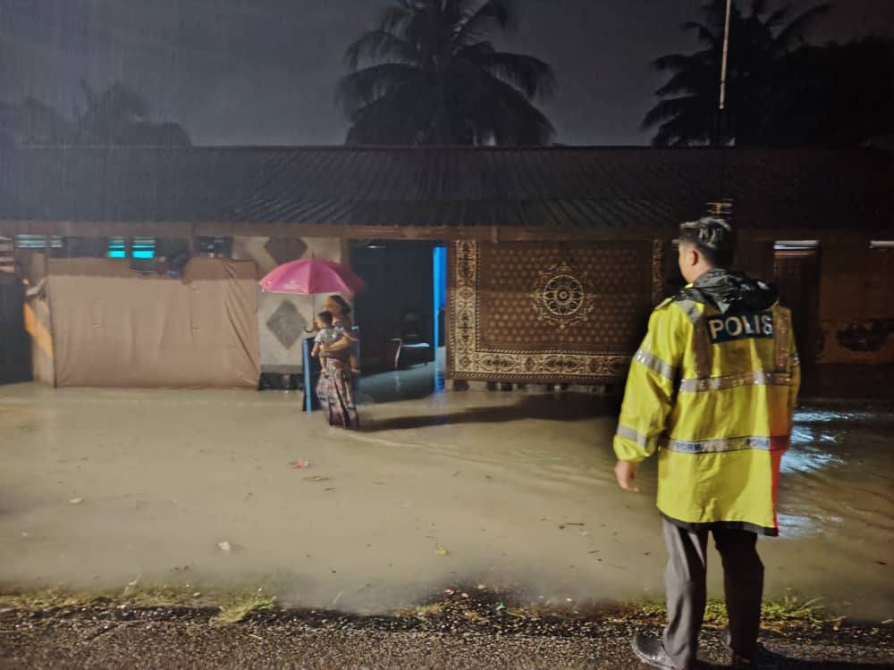 **全国综合**全国:柔6县降雨警报,8考生受水灾影响