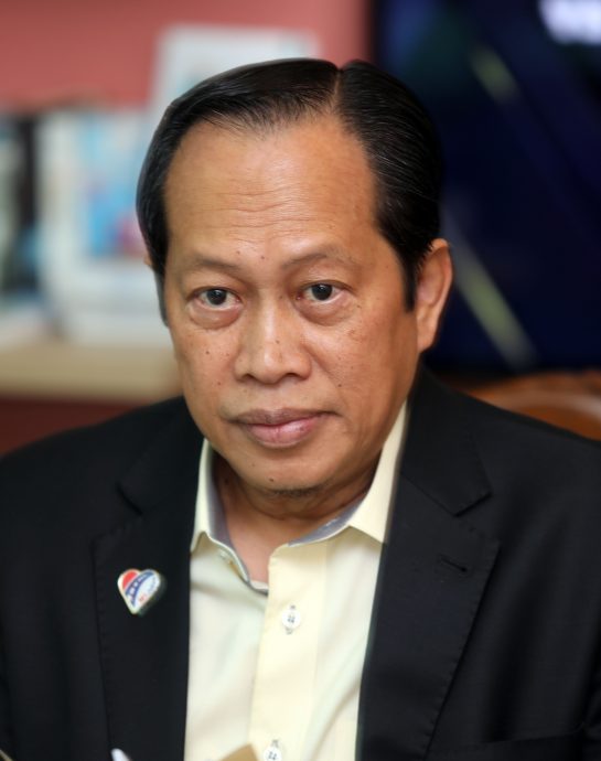 全国/阿末马斯兰：政府一年花3.2亿令吉补贴佳节免过路费