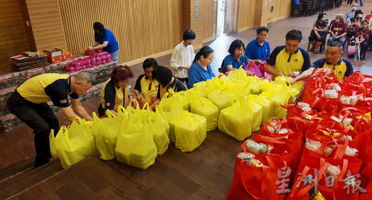 《暖势力》“送福到你家”偏乡送暖,长者欢喜过年