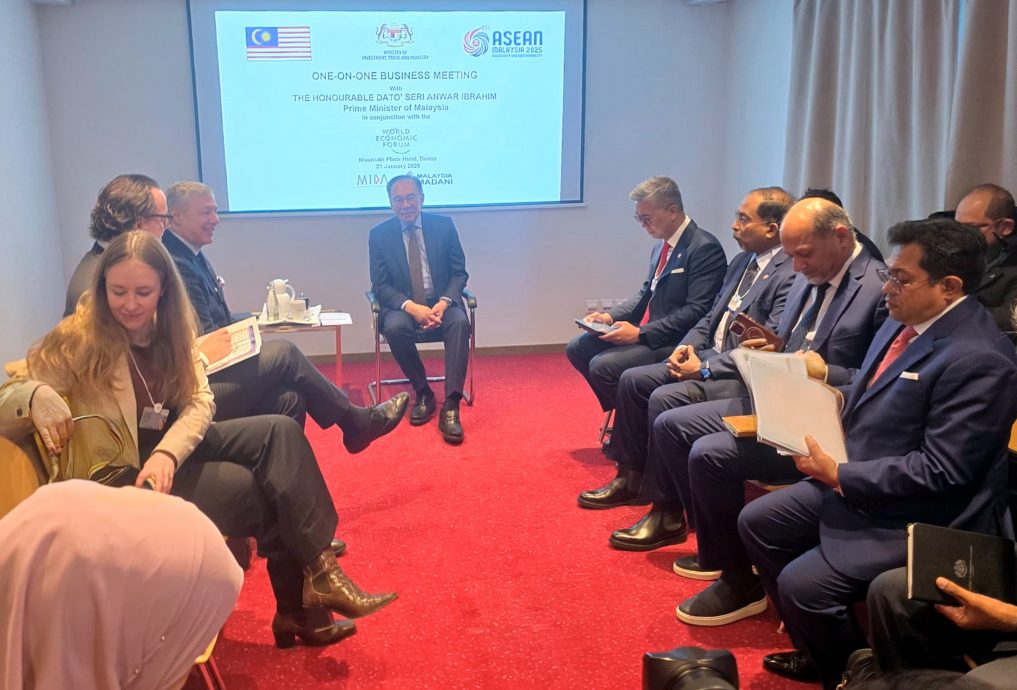 取代安华/安华会晤6家跨国企业领导