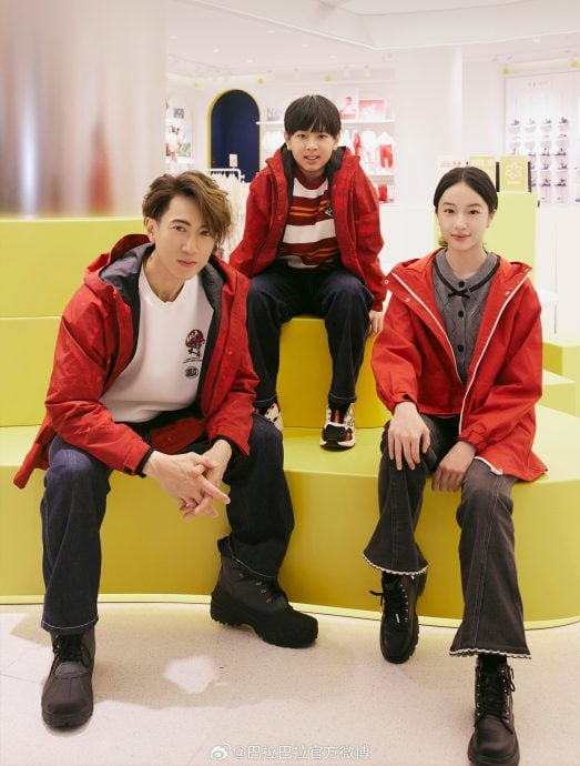 吴尊带孩子重返亲子节目 晒合照叹10年变化