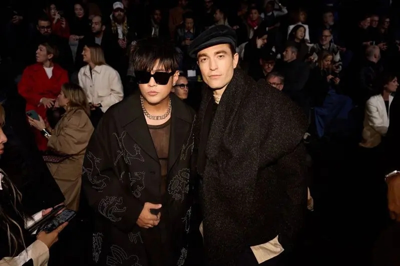 周杰伦巴黎同框GD 网赞含金量高跪求合作