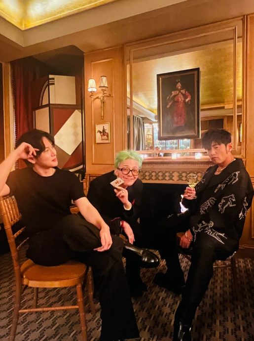 周杰伦巴黎同框GD 网赞含金量高跪求合作