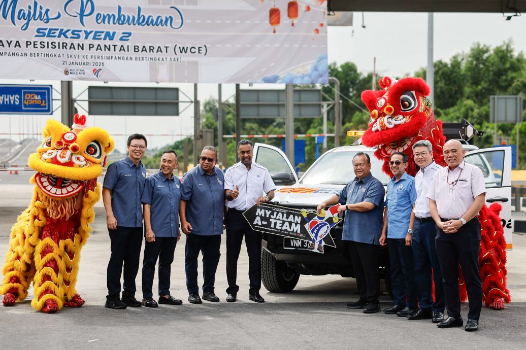 夜报封面/工程部长:改更目标性措施 佳节不再免路费