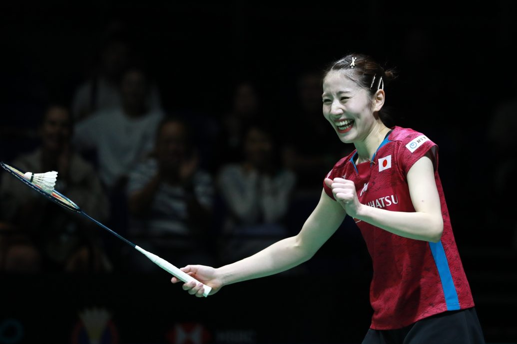 大马羽球超级1000赛| 无论输球赢球 志田千阳总是笑得那么灿烂