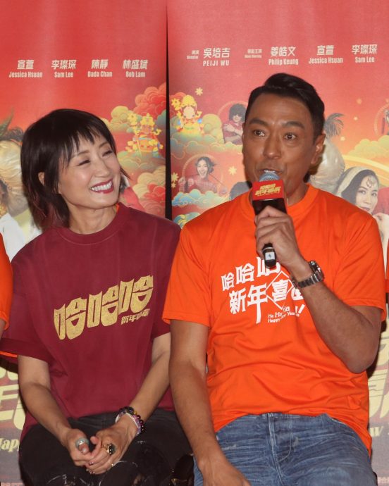  姜皓文首拍贺岁片刷爆人情卡 见刘德华古天乐应援落泪