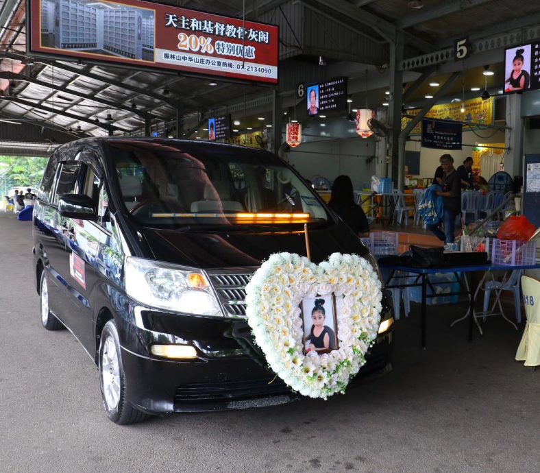 已签发 全国：乌鲁地南夺3命大火 | 伤者姑姑：曾育荣正在进行植皮手术 由父亲陪护