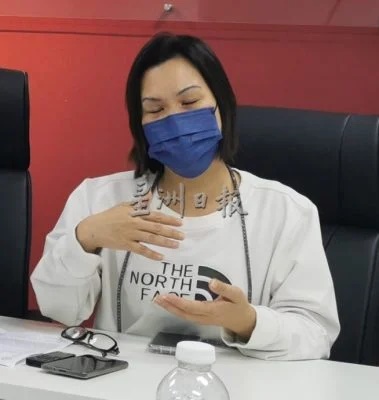 *已签发*全国：警方调阅监控器发现女子不在场 狮城女报假案罚1千