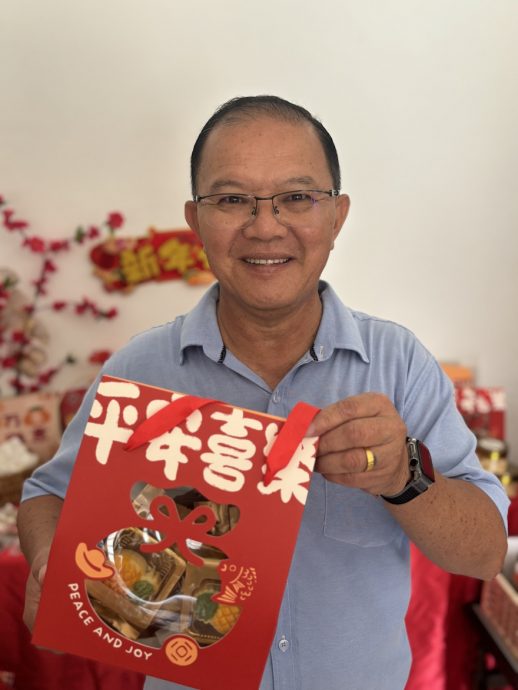 **已签发**柔:第三头条:无材料赞助又市场淡静,“出埃及之家”售年饼活动更挑战