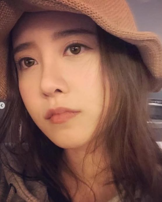 戴帽遮油头上节目挨批 具惠善回怼:我的自由