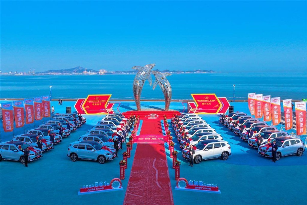 中国公司名车奖职员 总价逾600万令吉