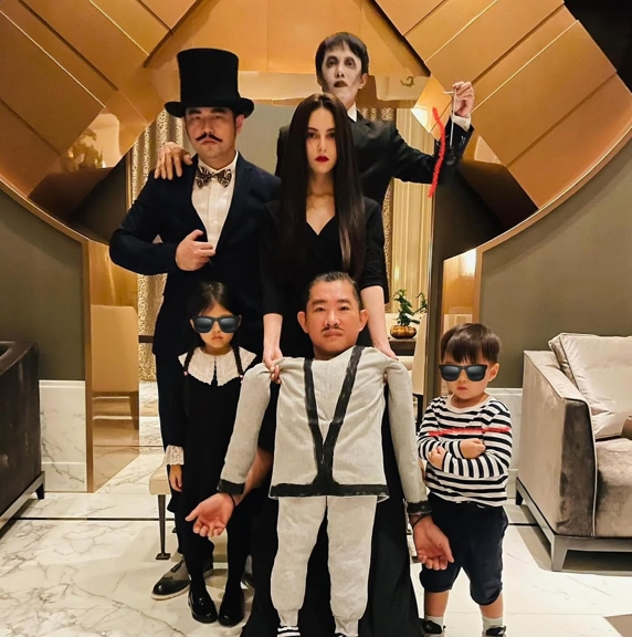 昆凌嫁周杰伦10年 甜曝：我们撑过来了