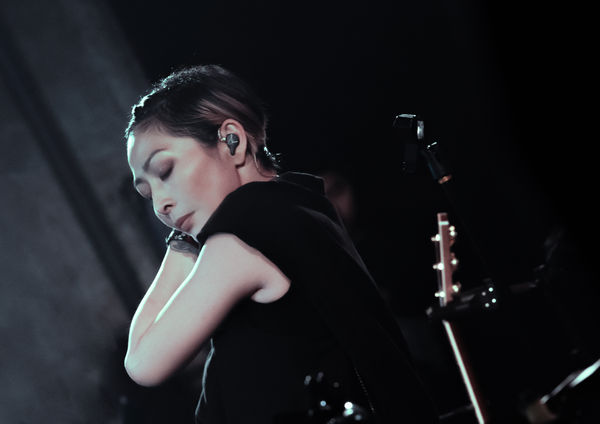 晓培被挖黑历史 泪诉:做错事的人,一切都太难了