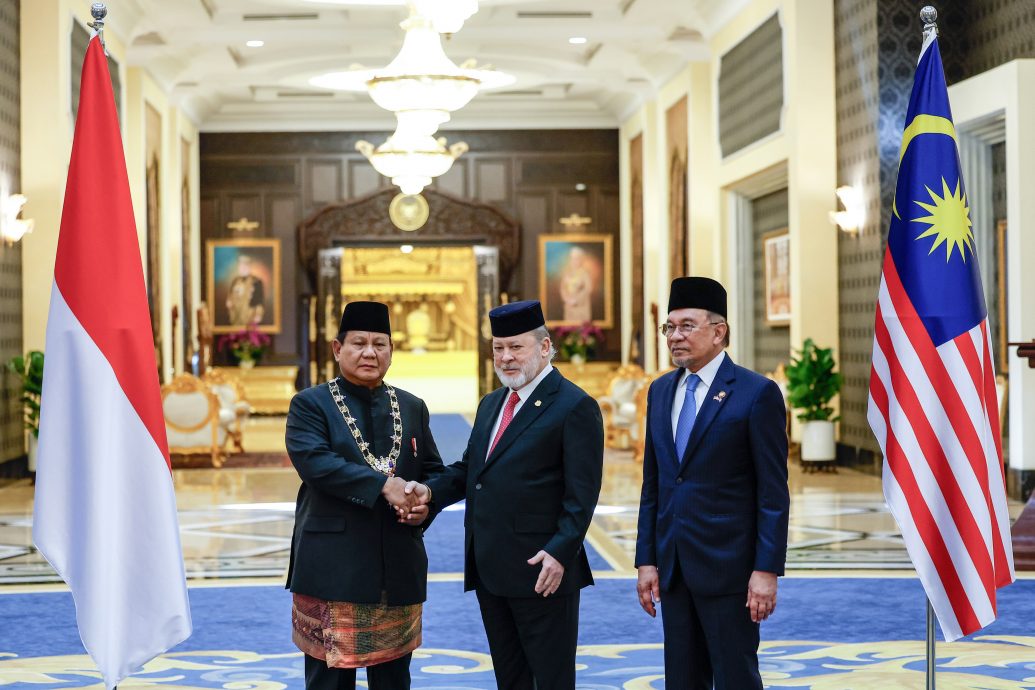 普拉博沃获国宾欢迎仪式接待