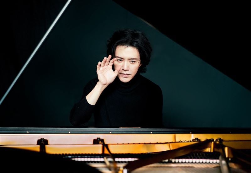 李易峰被爆嫖娼终复出 官宣4月曼谷开演唱会