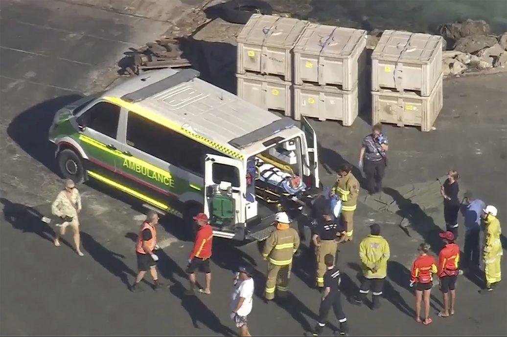 水上飞机西澳旅游胜地附近坠海 3人罹难