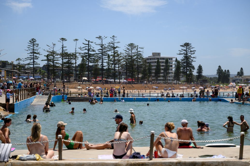 澳洲东南热浪侵袭 森林野火风险升高