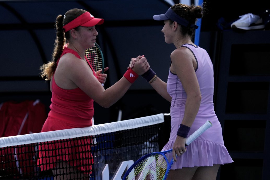 澳网3前大满贯女单冠军一轮游 萨巴郑钦文挫敌闯次圈