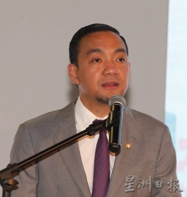 版三头 *已签发* 柔:2025东盟旅游论坛 | 柔将研究马六甲砂拉越 发展旅游方式