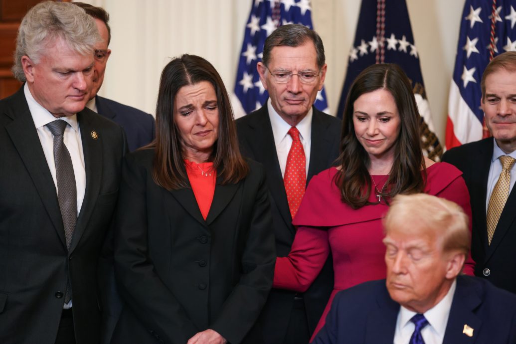 特朗普计划扩建关塔那摩湾拘留营 拘留3万移民