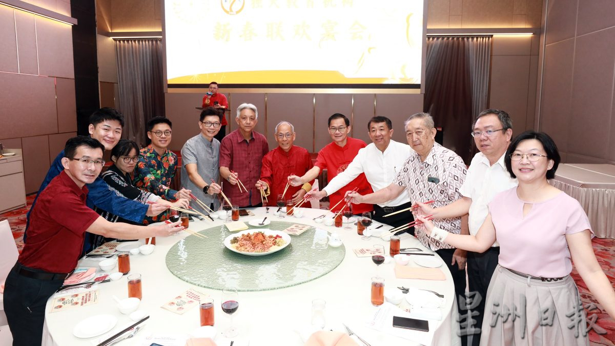 蔡庆文:独大教育机构 助近600名优秀中学毕业生赴华深造