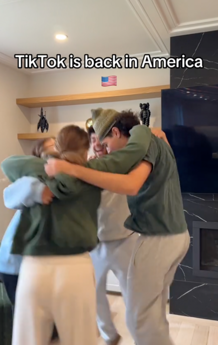 视频|美国TIKTOK恢复运营 用户欢呼：最漫长的11小时！ 