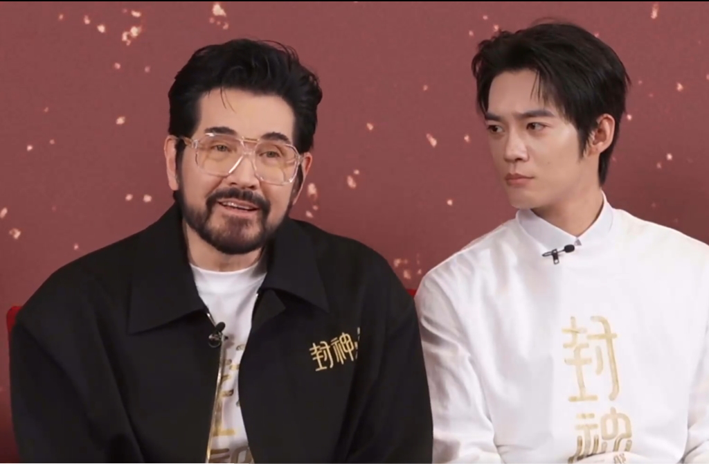 费翔宣传《封神2》哽咽思母 “第一次过年家里没人”