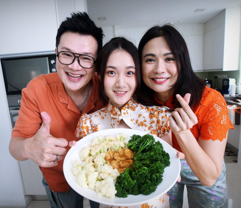 辛伟廉、王淑君和蔡咏琪：团圆饭二三事 