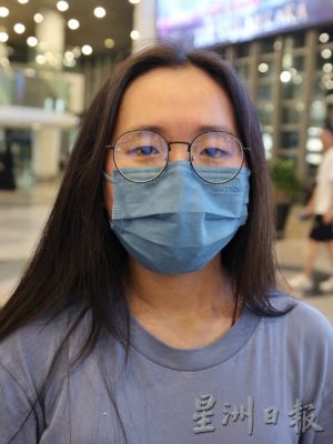 隆机场二维码移民通关系统启用,民众赞快速便捷也省时