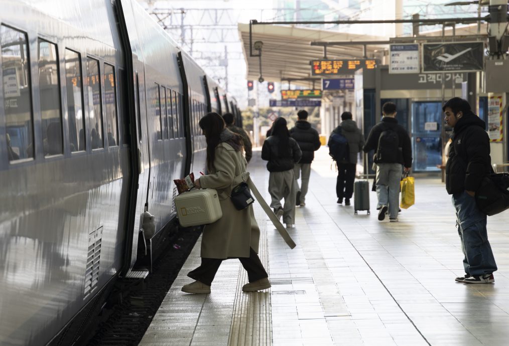 韩国周一起迎来降雪天气 春节返乡路“雪上加霜”