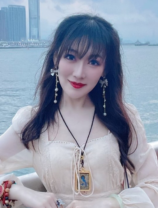 预知不久于人世 40岁女星提前写讣闻告别