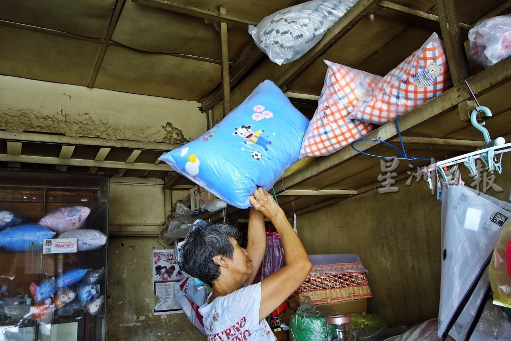 星角摄/“华联棉褥店”手工棉花枕头